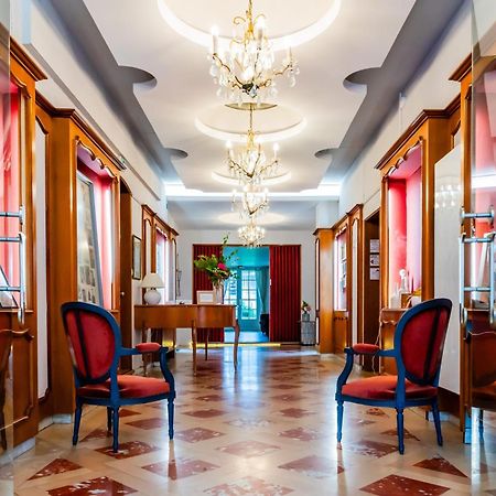 Hotel Joly Armentieres Exterior photo