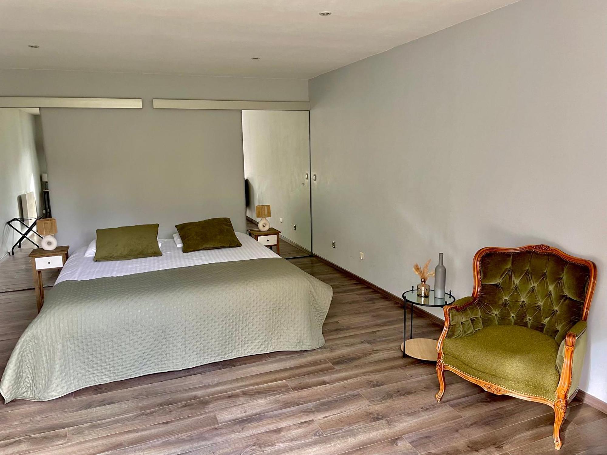 Hotel Joly Armentieres Exterior photo
